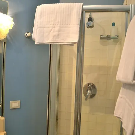 Maison Chiro' Bed & Breakfast 2*