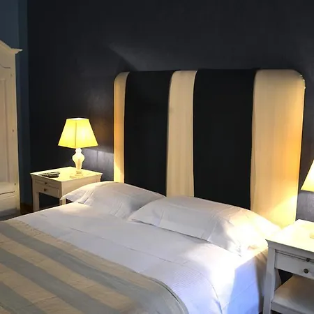 לינה וארוחת בוקר Maison Chiro'