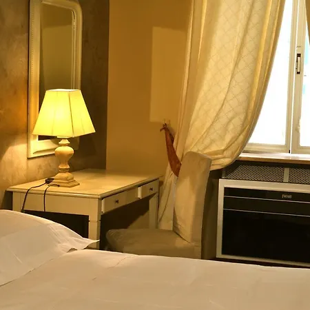 Maison Chiro' לינה וארוחת בוקר 2*