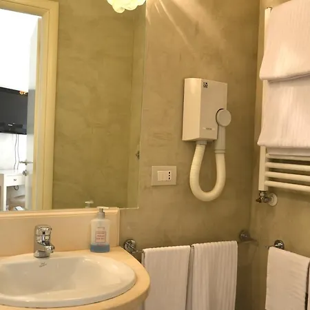 Maison Chiro' לינה וארוחת בוקר