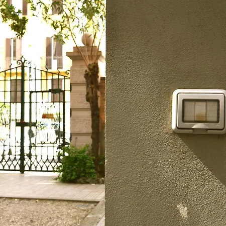 Nocleg ze śniadaniem Maison Chiro' 2*